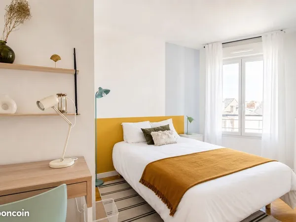 Chambre cosy de 10 m² à louer à Saint Denis - SDN14
