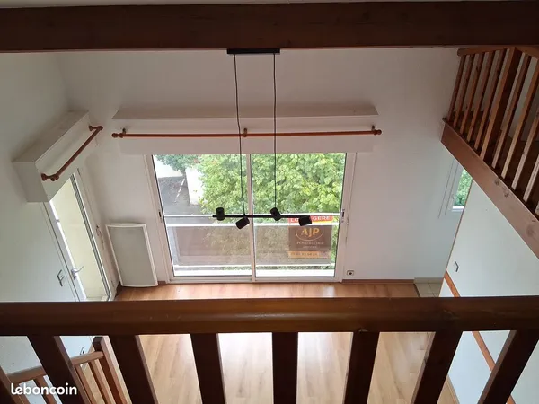Appartement 40m² Saintes dans résidence centre-ville avec mezzanine