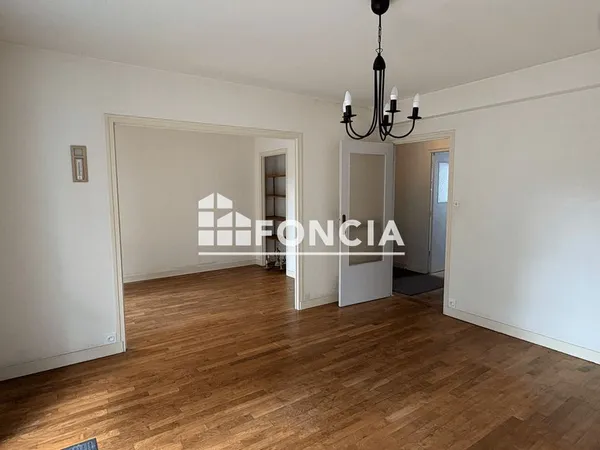 Appartement Location Rennes 4p 69m² 740€