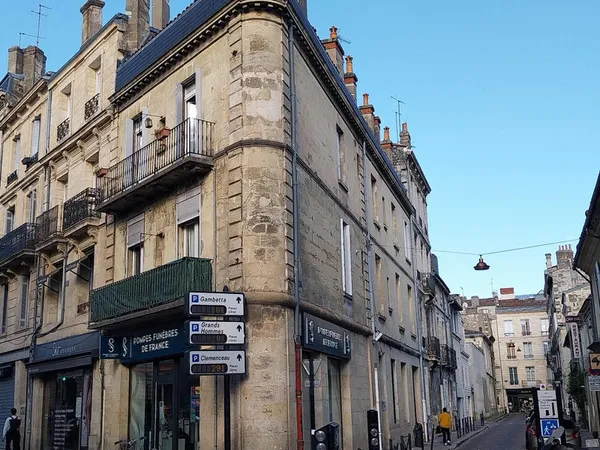 t3 meublé gambetta