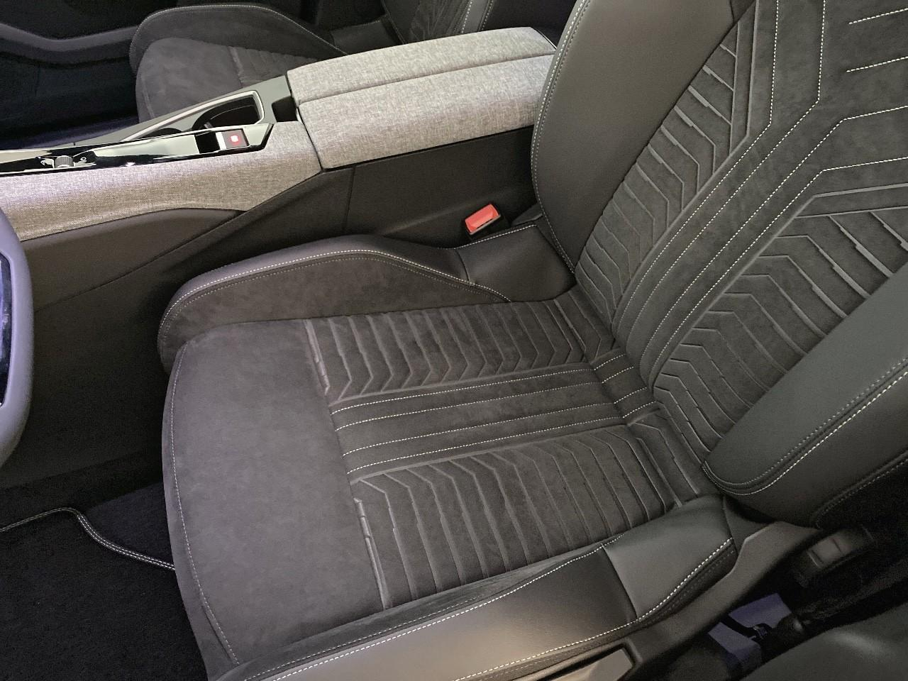 Peugeot 3008 hybrid 145 e-dcs6 gt — photo 9