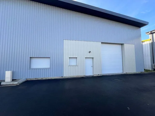 Local d'activité 495 m²