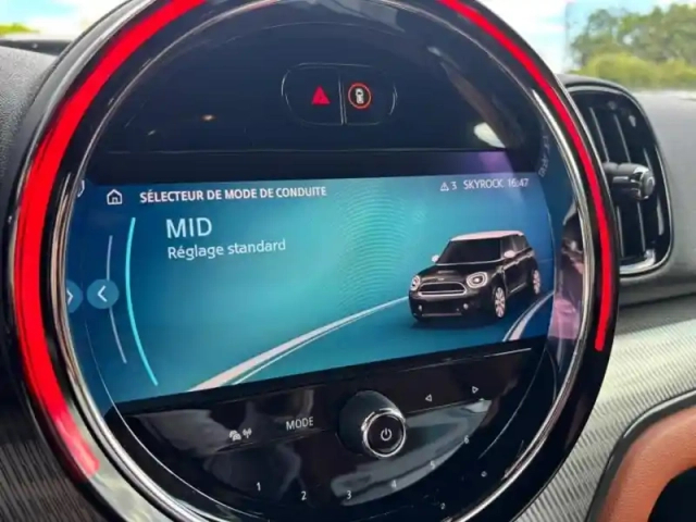 Mini Countryman cooper se  125ch + 95ch yours all4 bva6 — photo 10