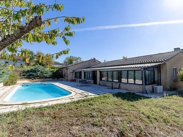 Maison de plain-pied 4 pièces 100 m²
