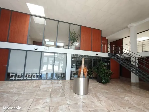 Bureau 40 m²