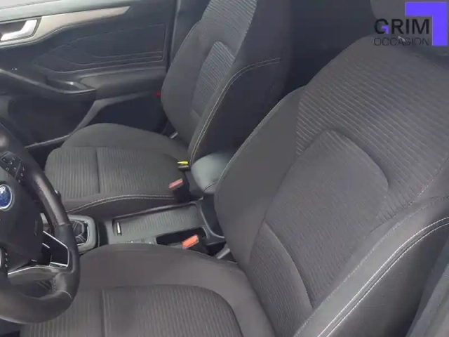 Ford Focus sw 1.0 ecoboost 125 s&amp;s mhev — photo 4