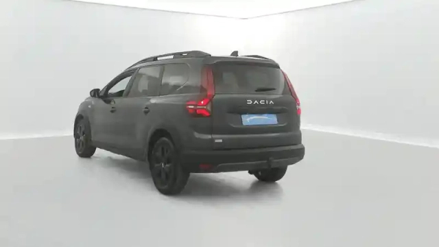 Dacia Jogger eco-g 100 5 places — photo 12