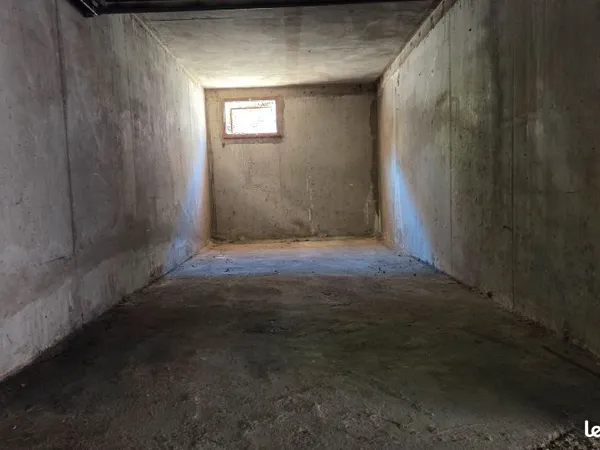 A louer Garage