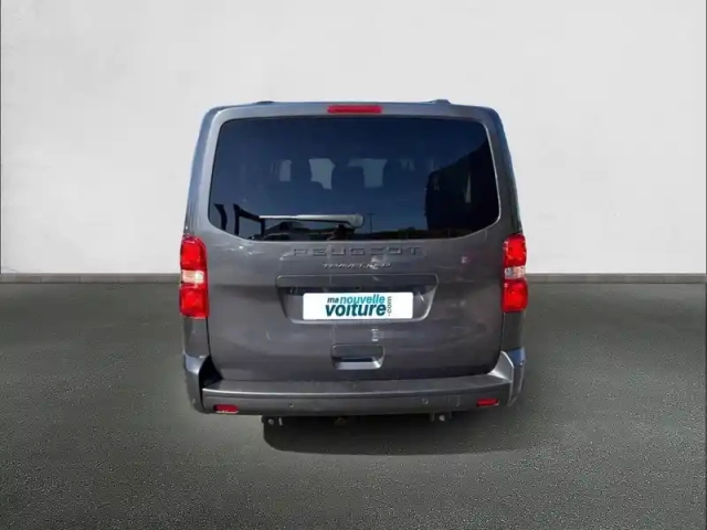 Peugeot Traveller xl 2.2 diesel 180ch s&amp;s eat8 — photo 5