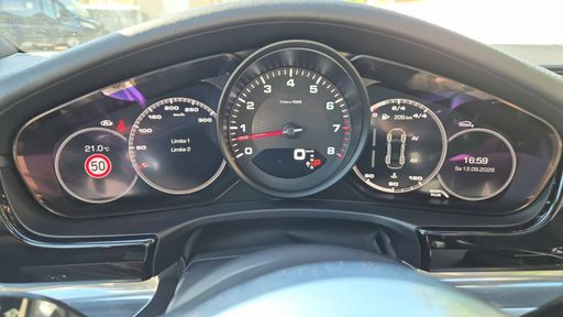 Porsche Panamera 3.0 330  AWD PDK8 - Executive – 2017 – 101950 km – Essence – Boîte Automatique — photo 12