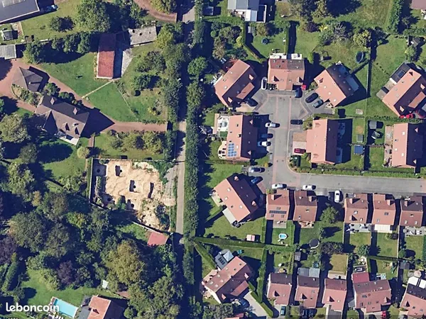 Maison semie individuelle jardin parking