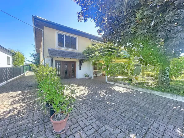 Maison individuelle, grand terrain sans vis à vis
