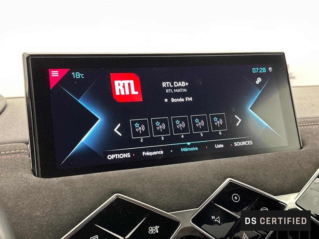 Ds Ds 3 crossback e-tense performance line+ — photo 23