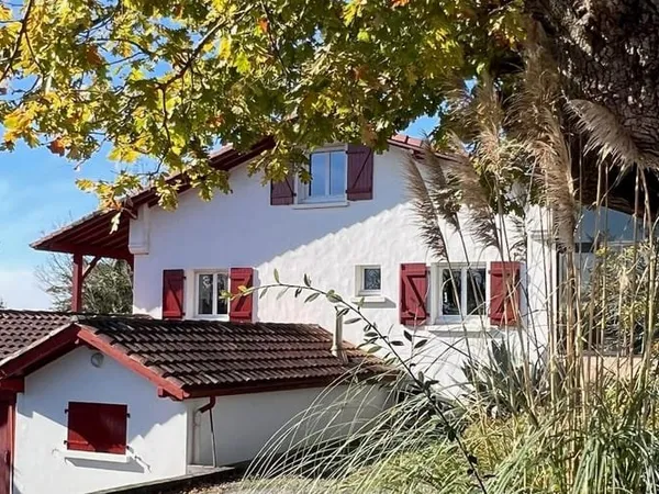 Maison 7 pièces 227 m²