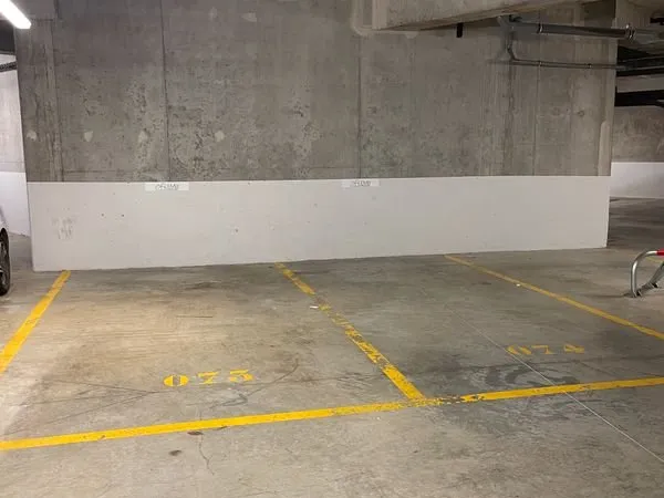 Disney parking sous-sol rer a chessy val europe