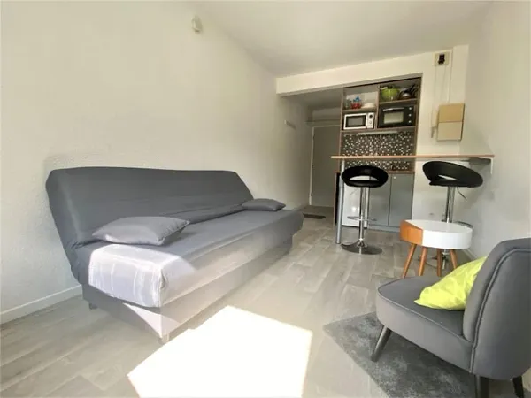 Studio 1 pièce 18 m²