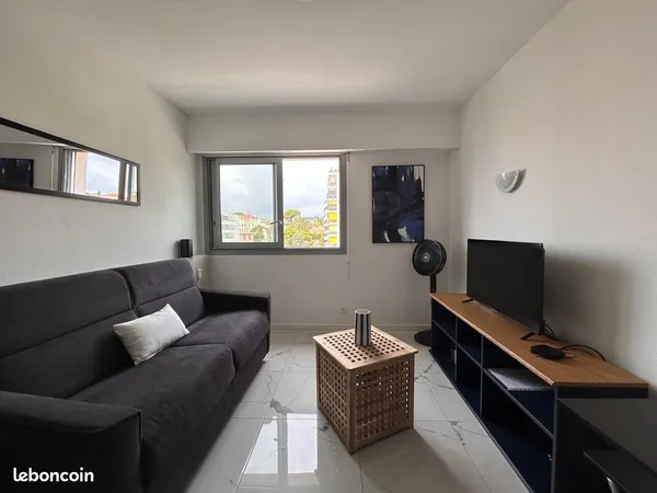 Bail mobilité Studio meublé CANNES CARNOT