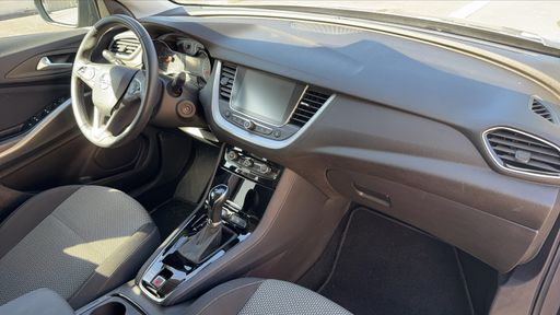 Opel Grandland X 1.5 D 130 EAT8 - Business Edition – 2021 – 56764 km – Diesel – Boîte Automatique — photo 19