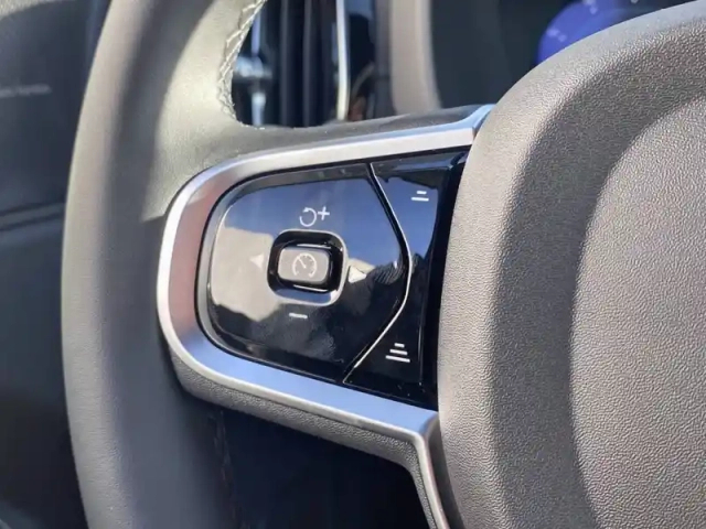 Volvo Xc60 t6 awd hybride rechargeable 253 ch+145 ch geartronic 8 — photo 7