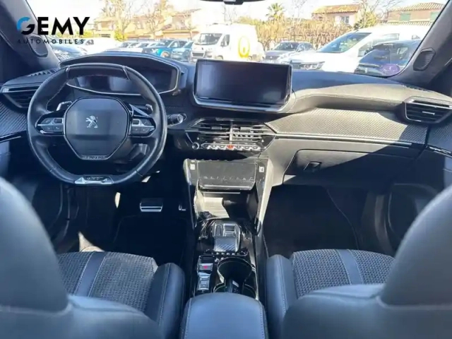 Peugeot 2008 puretech 130 s&amp;s eat8 — photo 24