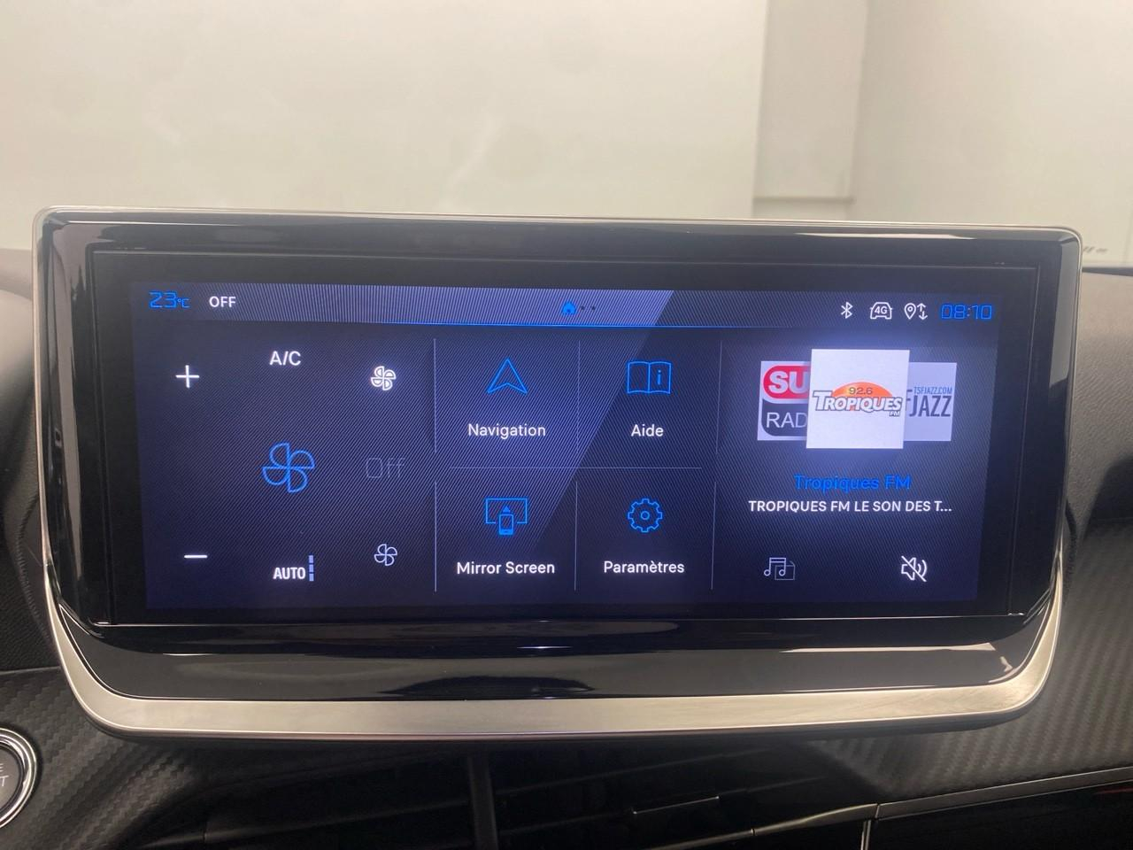 Peugeot 2008 hybrid 136 e-dcs6 allure — photo 13