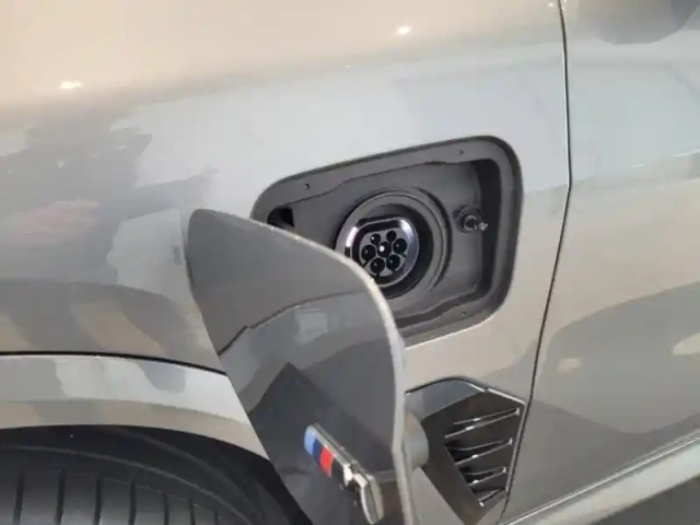 Bmw X5 xdrive50e 489ch m sport — photo 11