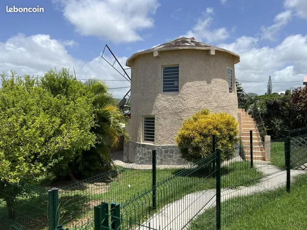 Loue appartement T2 meublé et équipé avec jardin privatif clôturé au Robert