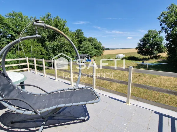 Votre refuge en #Bourgogne 190 m² rénovés dans un écrin de nature