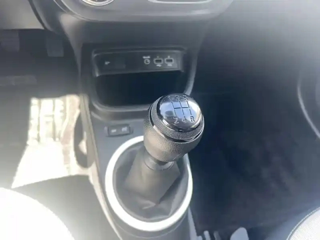 Renault Twingo iii sce 65 — photo 12