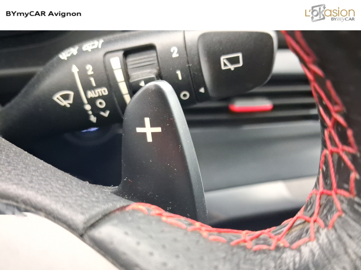 Hyundai i20 1.0 T-GDi 100 DCT-7 Hybrid 48V — photo 31
