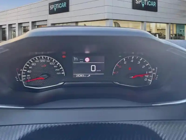 Peugeot 2008 100 s&amp;s bvm6 style — photo 21