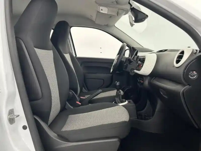 Renault Twingo 1.0 sce 65ch life — photo 14