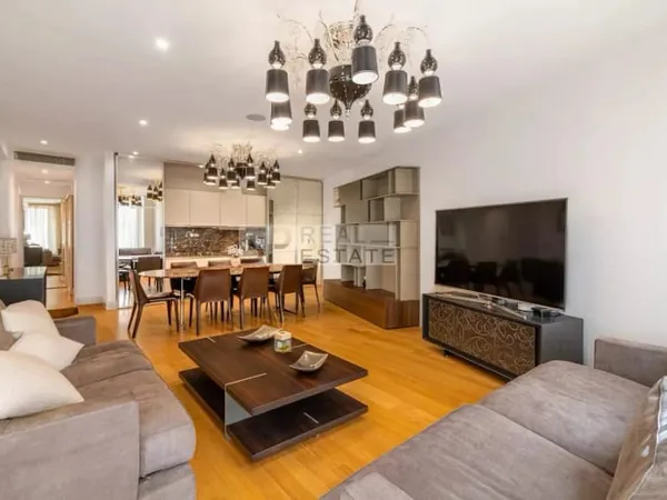 Appartement 4 pièces 93 m²