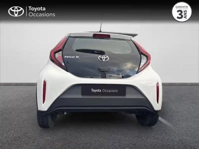 Toyota Aygo X 1.0 vvt-i 72ch dynamic my23 — photo 4