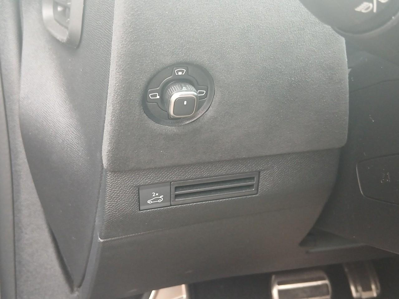 Ds Ds 4 bluehdi 130 eat8 performance line+ — photo 31