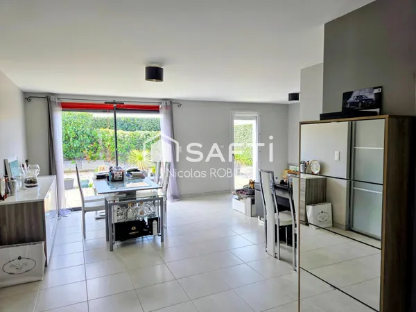 Plain pied deux chambres, garage, jardin, énergie B!!