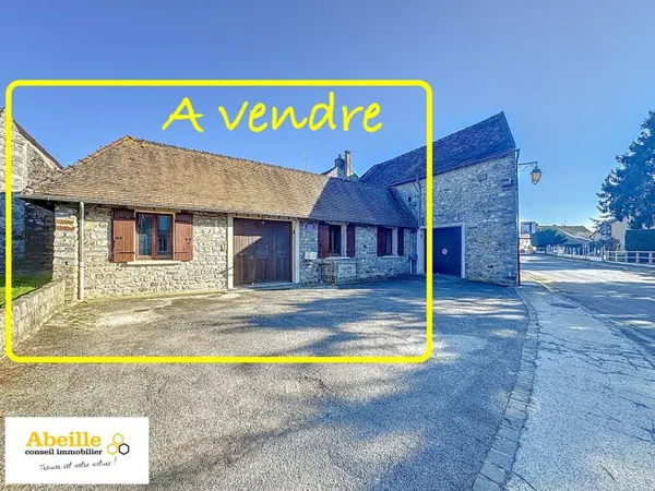 ENSEMBLE IMMOBILIER DE 169 M2, ET 3 PLACES DE PARKING