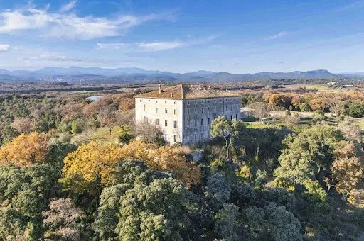 Maison 20 pièces 610 m²
