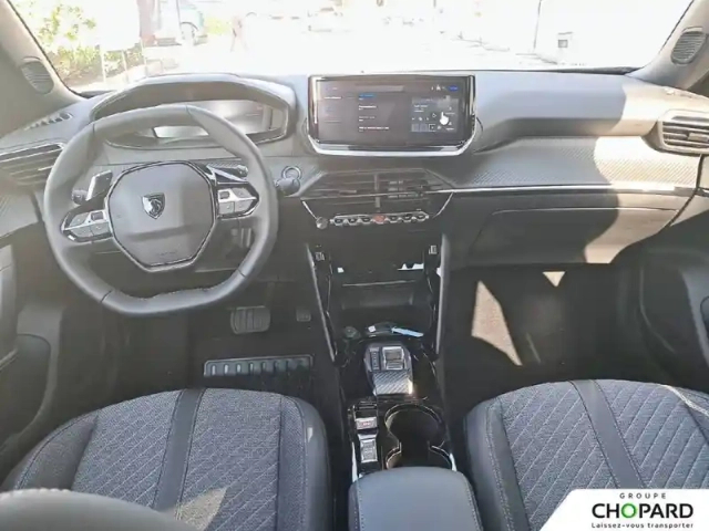 Peugeot 2008 hybrid 145 e-dcs6 — photo 12
