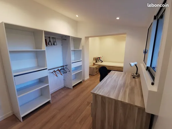 Loue chambre en maison au calme, colocation fille uniquement