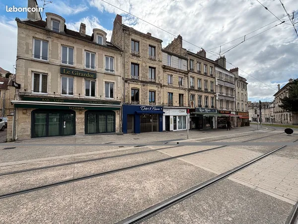 Local 66 m² CAEN