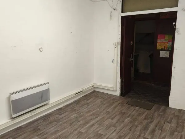 Parking 12 m²