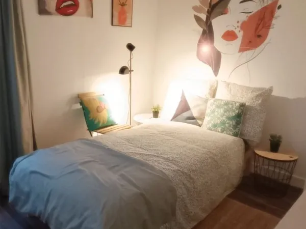 Chambre 11m2/ Colocation Neuf/ 3 stations de Paris avec RER A à 10 minutes