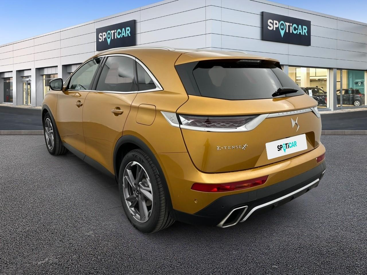 Ds Ds 7 crossback crossback hybride e-tense 300 eat8 4x4 rivoli — photo 7