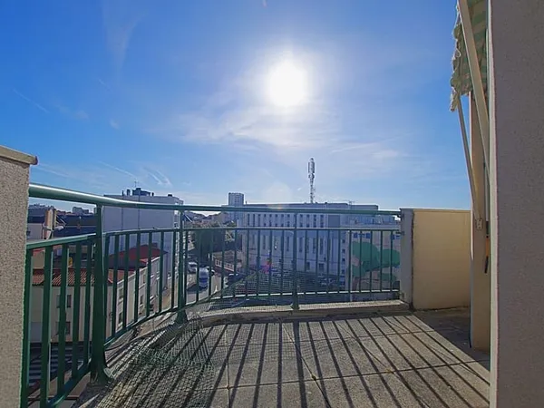 3 Pièces Prox centre ville, Garage, Terrasse