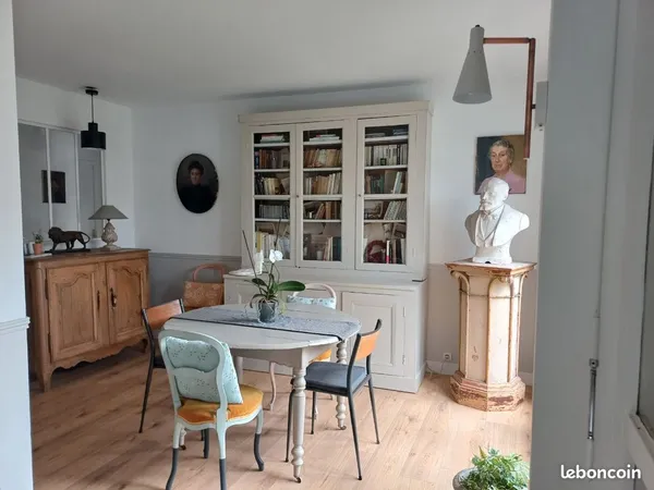 Appartement 4/5 pièces plein de charme avec balcon