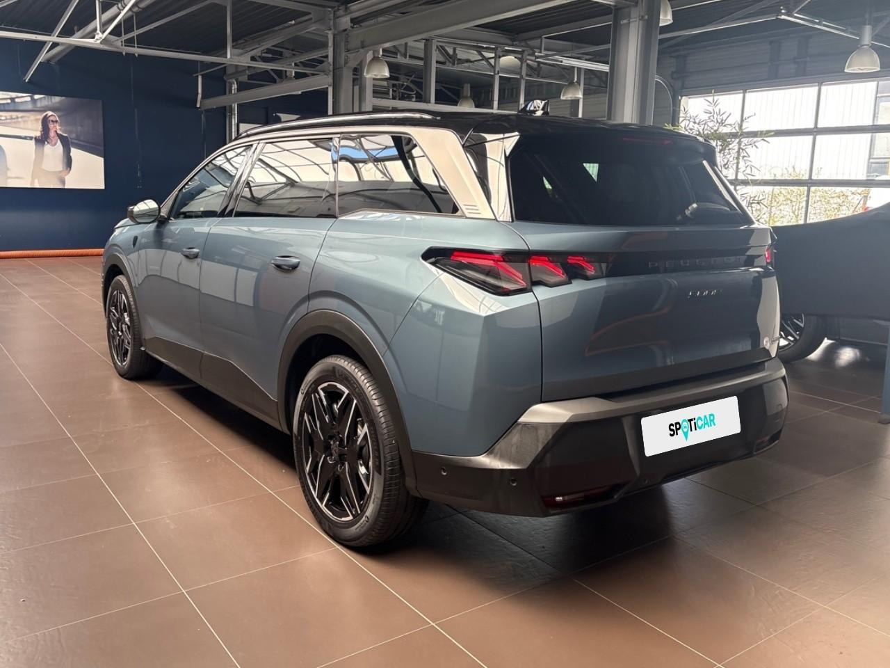 Peugeot 5008 hybrid 145 ch e-dcs6 gt — photo 7