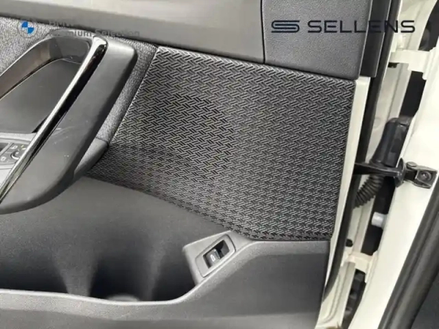 Bmw X1 sdrive18i 136ch — photo 22