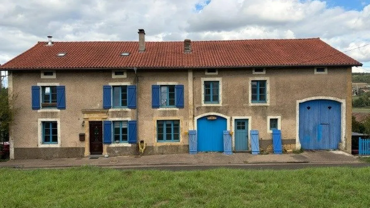 Photo 1