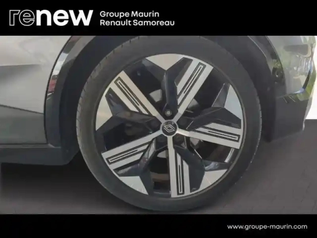 Renault Megane e-tech electric ev60 220ch iconic super charge -b — photo 7